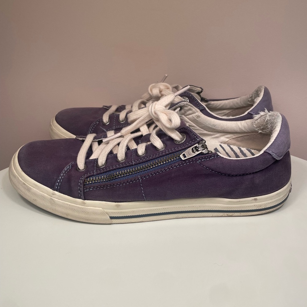 Taos Footwear Blue Women’s Sneakers Size 10